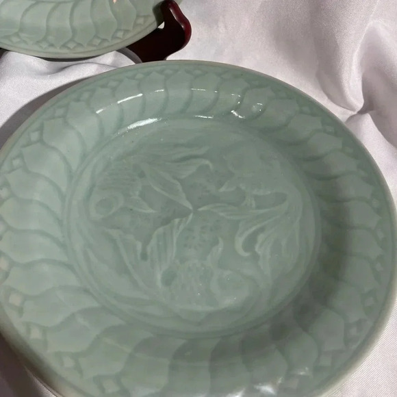 Vintage Celadon Seafoam Ceramic Koi Salad Plates - Picture 3 of 5